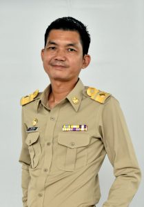 นายสันติ โตวิเชียร เลขาสภา